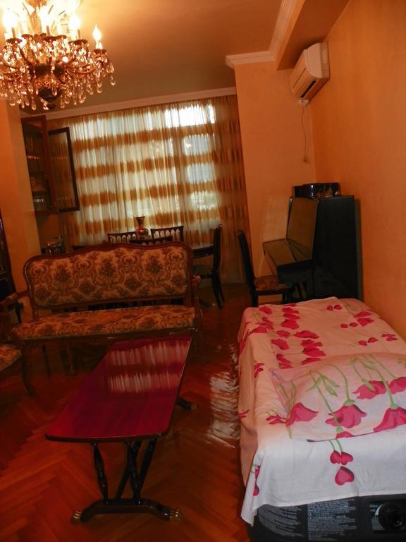 Apartment Rusudan Batoumi Chambre photo